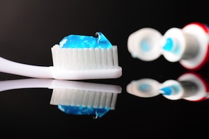 How Effective Are Tooth Whitening Toothpastes?