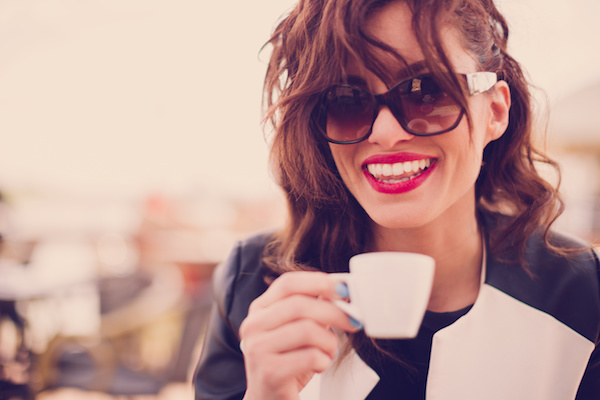 How To Prevent Coffee Stains On Teeth