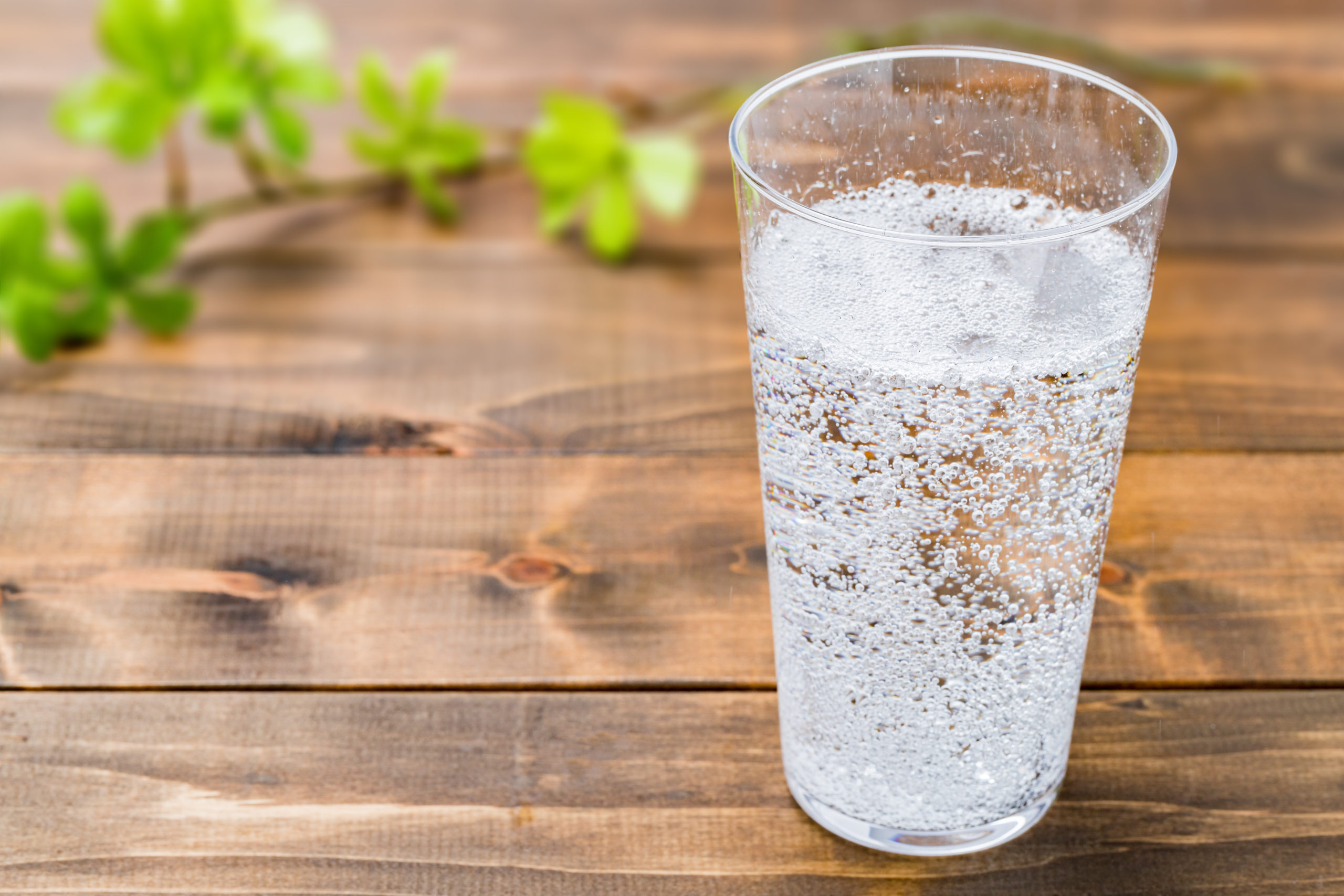 Sparkling water effects on the teeth.  dental