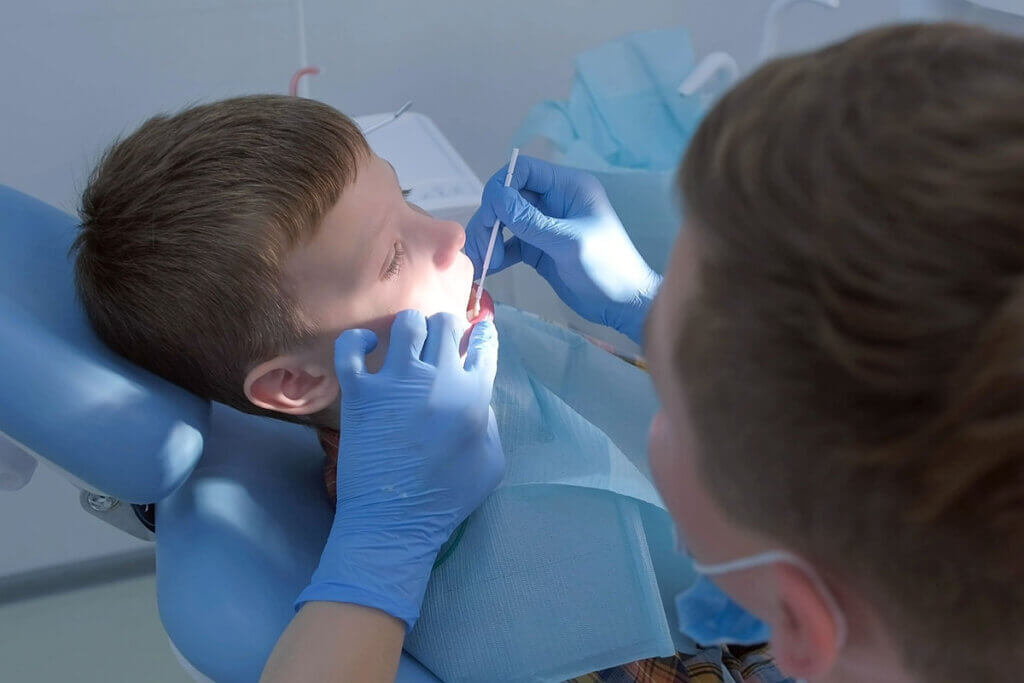 fluoride treatments dentist in Melbourne